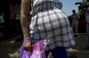 Gobierno dominicano reitera que no dará asistencia a embarazadas haitianas