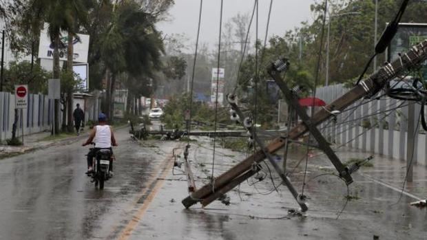 Dos muertos y miles de desplazados, el rastro de Fiona en República Dominicana.