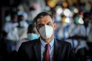 Sánchez llega a Dakar para reforzar la lucha contra la inmigración irregular