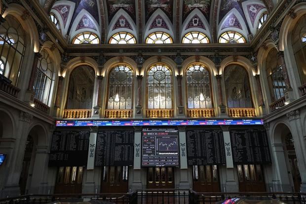 En la imagen, la Bolsa española, durante la sesión de ayer. 