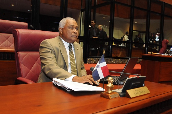 Senado aprueba resolución para la instalación del 9-1-1 en Barahona