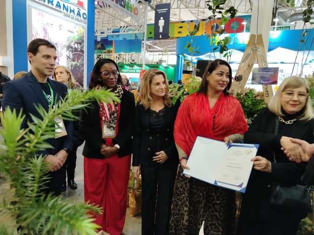 Eduardo, Heylin, Marta, Yenny y Marisa.