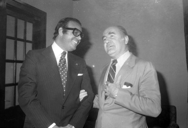 Victor Gómez Bergés y el secretario general de la OEA