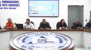 COE eleva a 10 las provincias en alerta por huracán Erin y prohíbe uso de playas en la costa atlántica