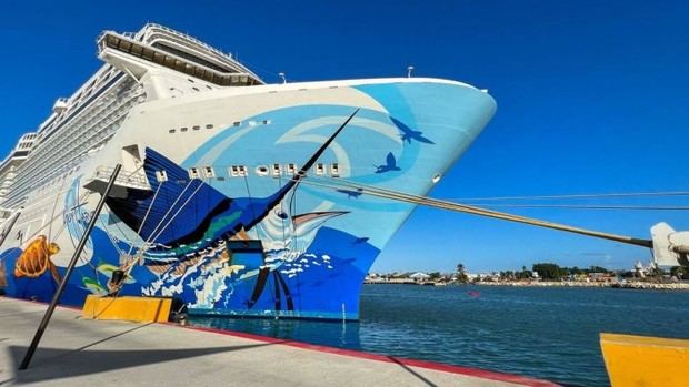 Turistas de crucero que encalló en Puerto Plata volverán en avión a EE.UU.