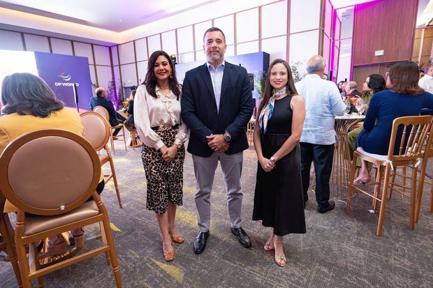 Elaine Julián, Iván Veloz y Melissa Pagán.