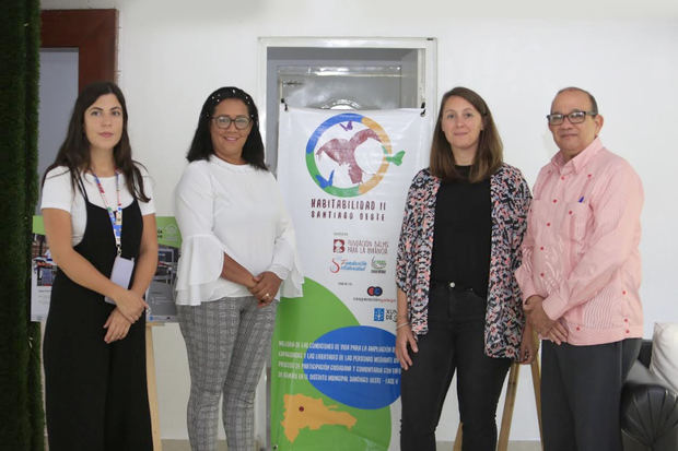 Sara Moscoso, Ana Vásquez, Amalia Lamarca y Juan Castillo.
