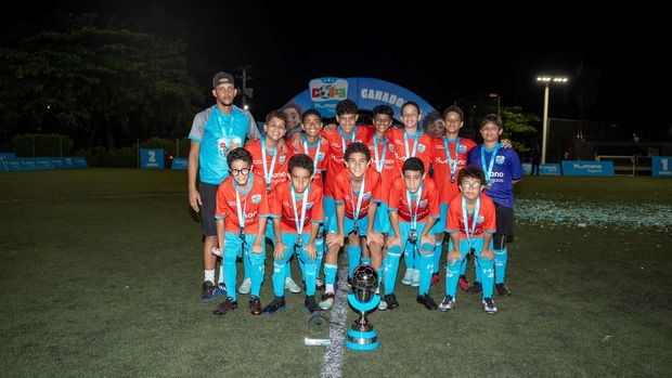Equipo Campeón masculino colegio La Salle Santiago.