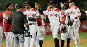 Escogido triunfa en doble cartelera; Aguilas y Toros ganan