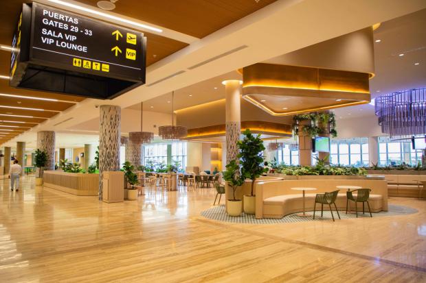 Aeropuerto de Punta Cana recibe reconocimiento como Highly Commended en los Premios Priority Pass 2025