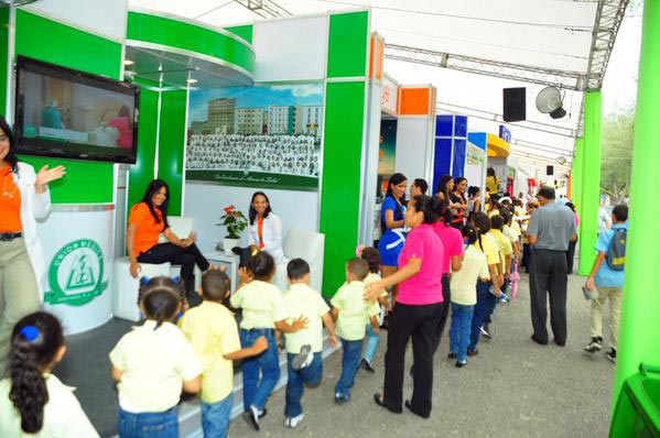 Resultado de imagen para fotos de la feria expo cibao 2018