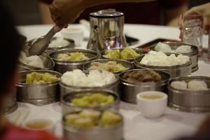 Vista de un menú de Dim Sum (desayuno chino) en el restaurante Sunly, el 24 de abril de 2022 en Ciudad de Panamá, Panamá.