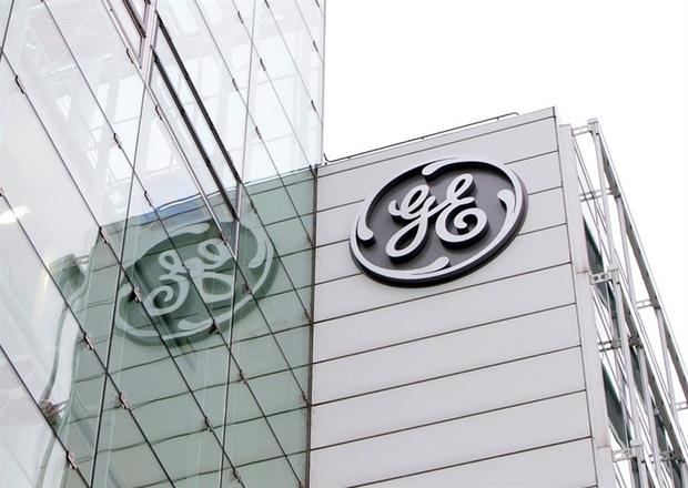 General Electric ofrecerá servicios técnicos de mantenimiento y optimización de las dos unidades de generación de la Central Termoeléctrica Punta Catalina, así como asesoría de operación, apoyo en la ingeniería, servicios de reparaciones y suministro de piezas e inspecciones menores y mayores de los turbogeneradores y equipos auxiliares. 