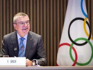 Bach dice que Tokio 2020 puede ser el festival de regreso del deporte
 
