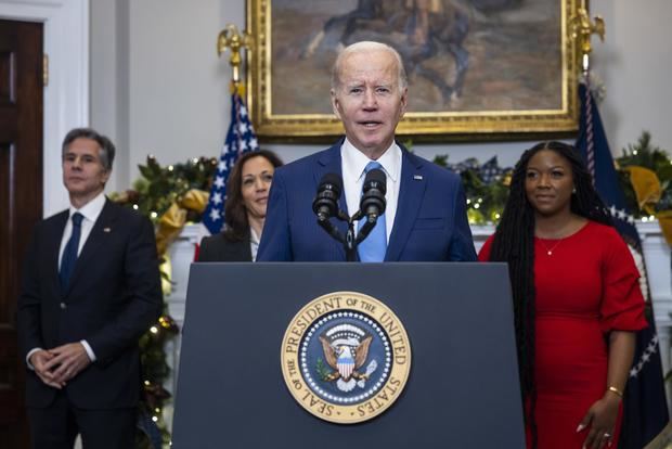 El presidente de EE.UU., Joe Biden, anuncia un intercambio de prisioneros con Rusia, con el cual se logra la liberación de Brittney Griner, este 8 de diciembre de 2022, en Washington.