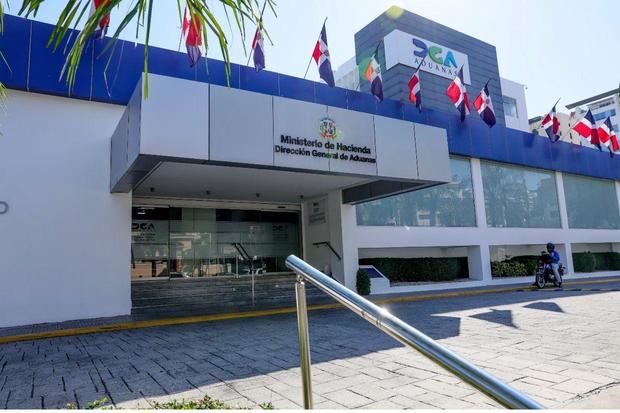 DGA refuerza seguridad nacional con nuevo sistema digital para envíos mudanceraso shipping