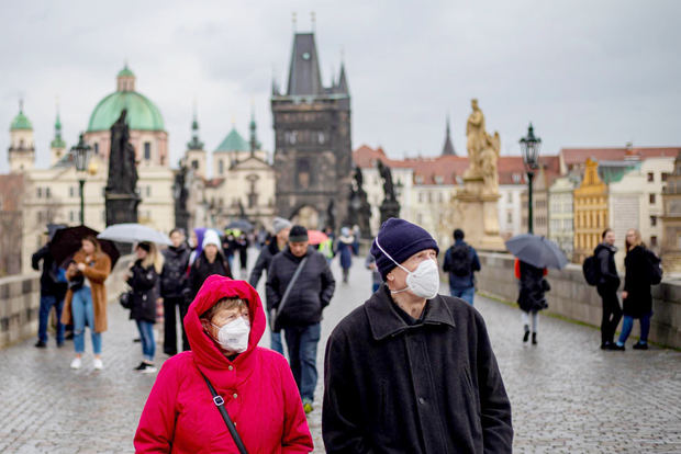 La OMS avisa de que Europa afronta un 'invierno duro' por el repunte de la pandemia.