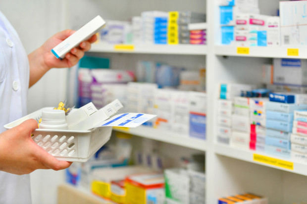 Poder Ejecutivo disuelve la Comisión Presidencial de Política Farmacéutica Nacional.