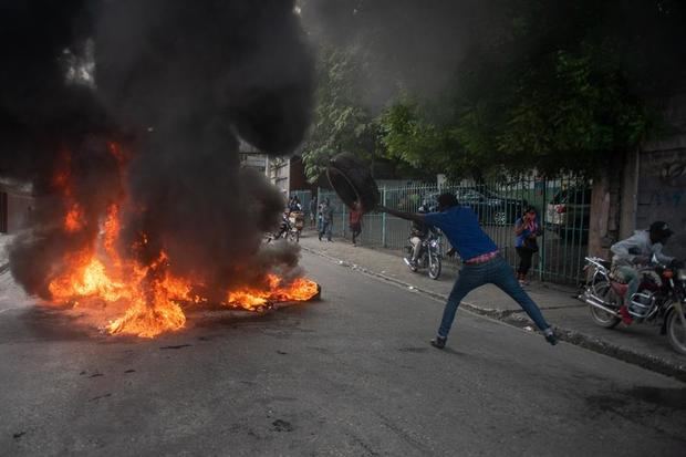 Cientos de personas se manifestaron para denunciar la violencia e inseguridad que reina en Haití desde hace algún tiempo, marcado, en particular, por un importante aumento de los casos de secuestro, hoy en Puerto Príncipe, Haití.
