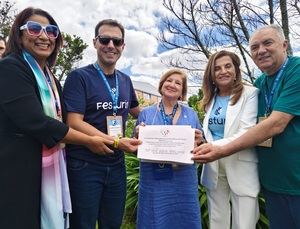 FIPETUR celebra 10 años del Árbol de la Integración en FESTURIS 2025
