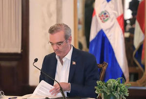 Luis Abinader firma hoy las declaraciones de la SIP sobre libertad expresión