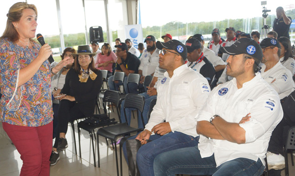 Andrea Olivier Venere, conferencista de la Federación Internacional de Automovilismo