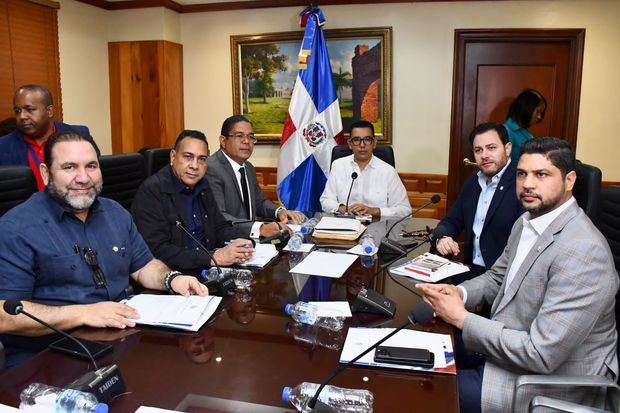 Senado inicia entrevistas a postulantes para la Cámara de Cuentas 2024-2028.