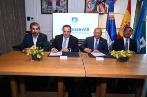 Banreservas y CaixaBank de España renuevan acuerdo para el envío de remesas