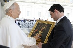 El Papa León XIV bendice a la Virgen Peregrina de la Altagracia