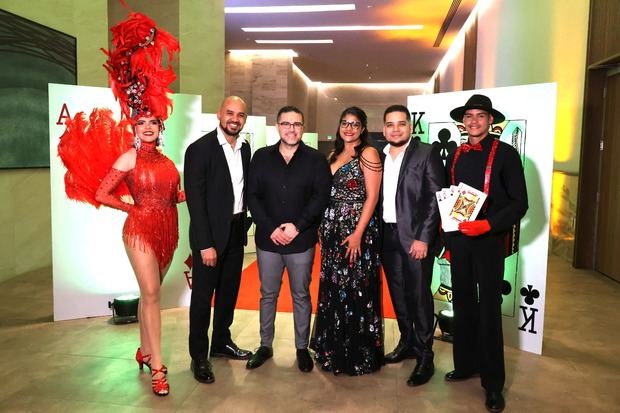 Jean Carlos Mejía, Ramón Romero, Luz Michel y Néstor García.