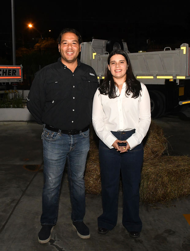 Jonathan Borrell y María Belén Del Risco.