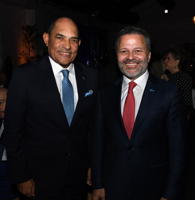 José Zapata y Eduardo A. Cruz.