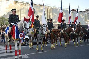 La cabalgata duartiana llena de orgullo y patriotismo la Zona Colonial