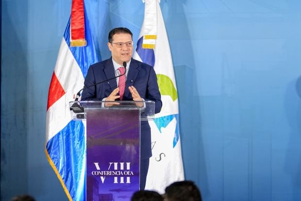 Yayo Sanz Lovatón