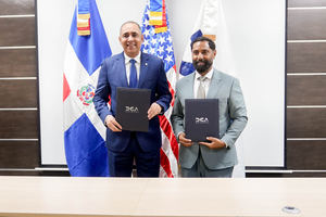 DGA y CBP firman convenio para reforzar la seguridad del comercio internacional