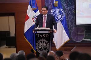 Sanz Lovatón destaca la logística como nuevo eje económico en la UASD