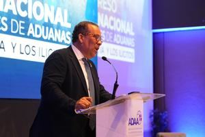 Nelson Brens, presidente de la Asociación Internacional de Agentes Profesionales de Aduanas.