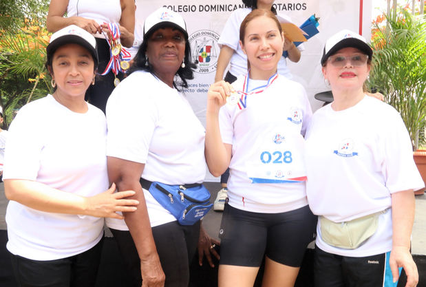 Gran participación en la Caminata Familiar 5K del Colegio de Notarios / Foto: cortesía 