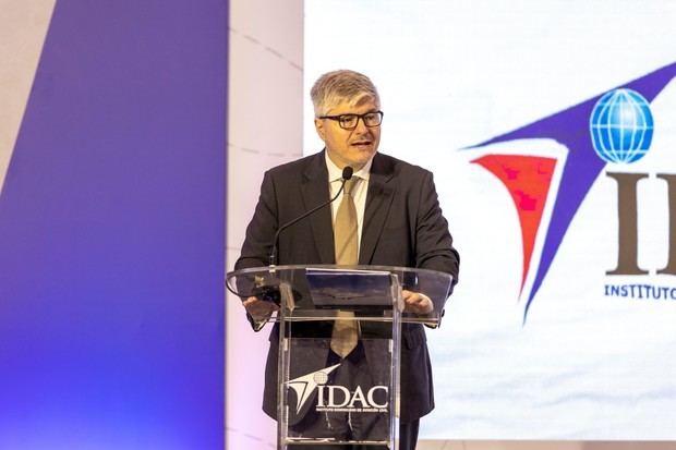 Juan Carlos Salazar; secretario general de Organización de Aviación Civil Internacional (OACI).