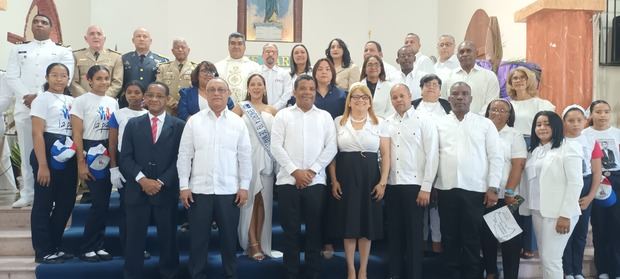 Durante el Te Deum oficiado por el padre Duván López.