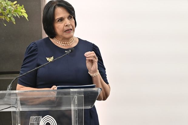 Minerva Josefina (Minou) Tavárez Mirabal