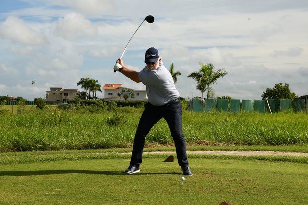 Carlos Elmudesi, en plena acción.