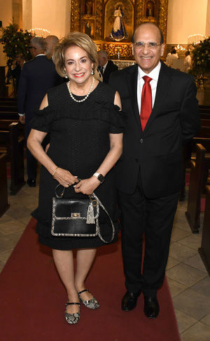 Velkys de Castaños y Julio César Castaños Guzmán.