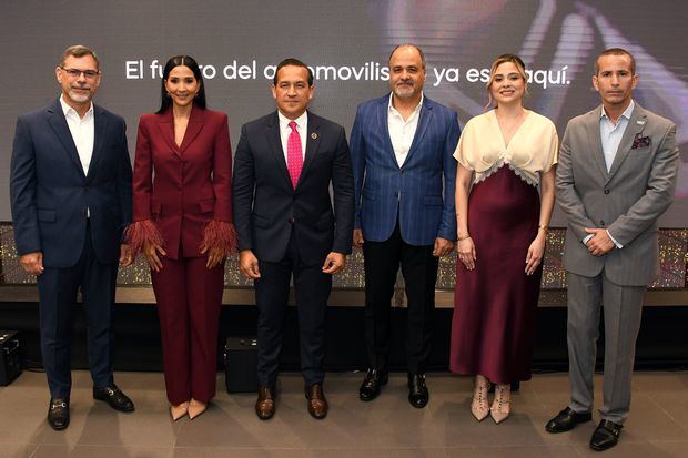 Aníbal Rodríguez, Edith Pérez de González, Yasser González, Pedro Ruiz, Kaistila Pimentel y Ricardo Torres.