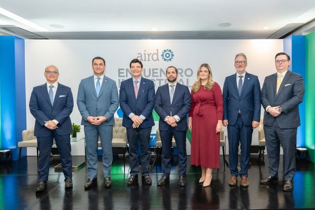 Encuentro Industrial La expansión de la industria local a través del Mercado de Capitales.