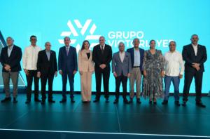 Grupo Victoria Yeb celebra 25 años de liderazgo farmacéutico