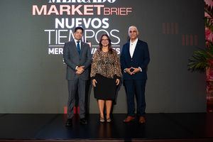 Reconocen a Grupo Universal en el Mercado de Valores Summit 2025