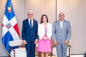 Congreso Nacional y embajadora de EE. UU. discuten agenda legislativa y cooperación bilateral