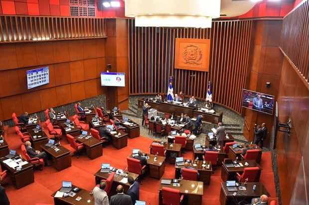 Sesión en el Senado de la República Dominicana.