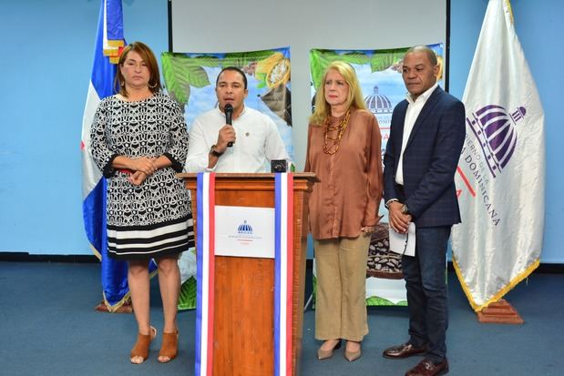 “Más de 15 empresas dominicanas participarán en feria internacional del chocolate en Bélgica”.
